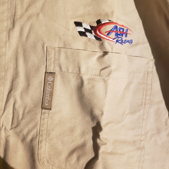 Columbia Men's Button Down - Picture 2 of 3